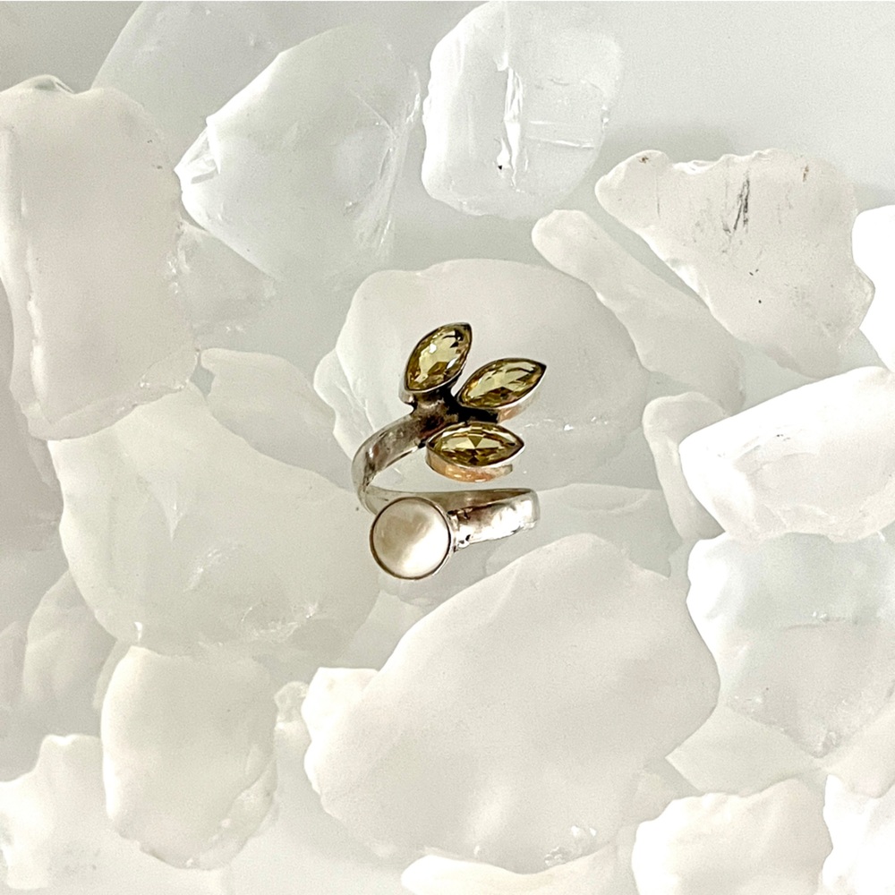 Organic-Chic Citrine & Pearl Silver Plated Adjustable Ring